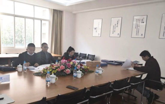 昆明高新區安監局一行到我司進行年終考核工作